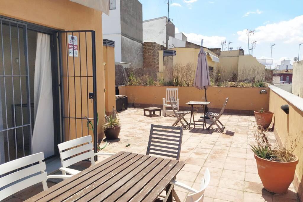 Penthouse Near Cathedral Private Rooftop Private Parking Seville Luaran gambar