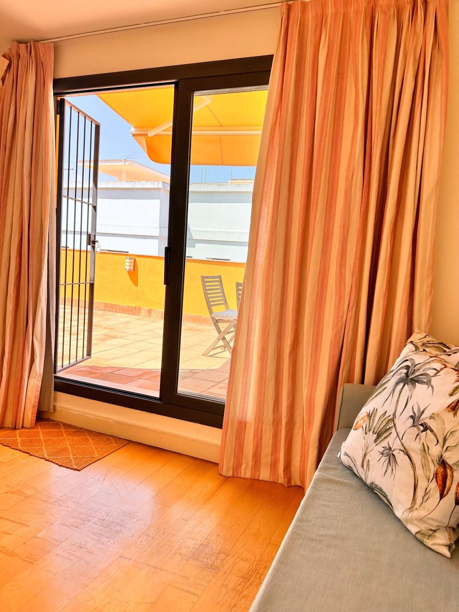 Penthouse Near Cathedral Private Rooftop Private Parking Seville Luaran gambar